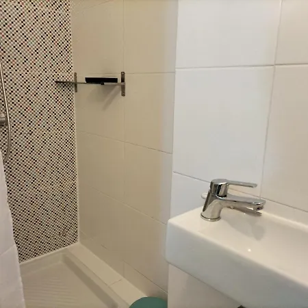 2 Suites River View Apartment Lisbon